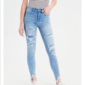 AE 360 NE(X)T LEVEL SUPER HIGH-WAISTED DISTRESSED STRETCHY JEANS